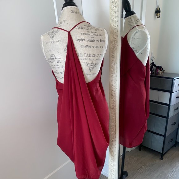 Red Dress - Picture 5 of 7